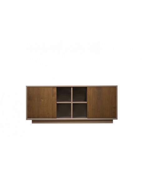 Credenza struttura MDF c/ante scorrevoli in rovere zoccolo chiuso    L.185,5 H.78 P.50