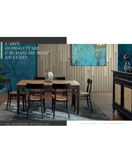 Tavolo in frassino apertura centrale bilaterale  con 2 allunghe interne da 40 cm gamba spillo L.180 P.90 H.76,5