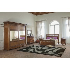 CAMERA COMPLETA LEGNO MASSELLO CON INTAGLIO ARMADIO ANTE SCORREVOLI LETTO COMO E COMODINI