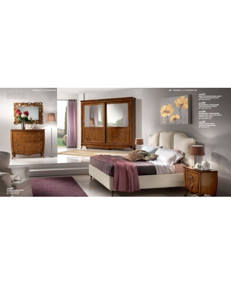 CAMERA COMPLETA LEGNO MASSELLO CON INTAGLIO e rilievi ARMADIO ANTE SCORREVOLI LETTO COMO E COMODINI