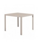 TENERIFE Tavolo quadrato con top in plastica HDPE - effetto legno colore BEIGE