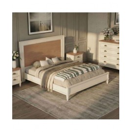 LETTO CON GAMBE A SPILLO E TESTATA LEGNO L. 182 H. 130 P. 210