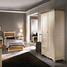 armadio legno massello