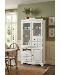 PANTRY AUS HOLZ MIT MATT WEISS